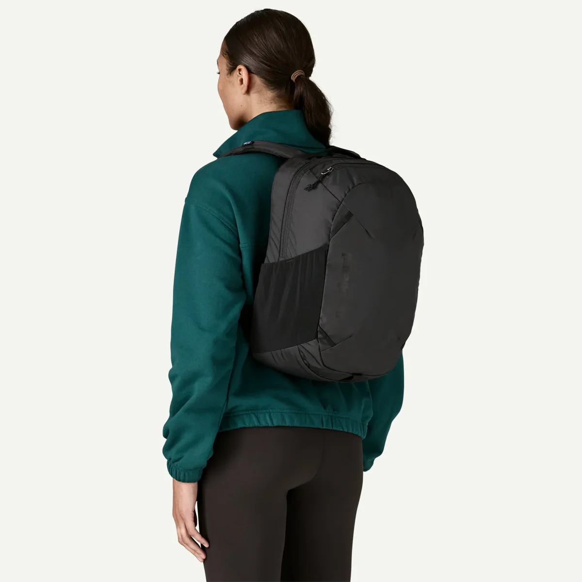 Patagonia Atom Daypack 22L – Image 5
