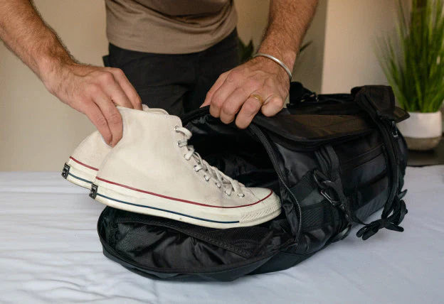 Wandrd Hexad Carryall Duffle 40L (Carry On Size) – Image 8