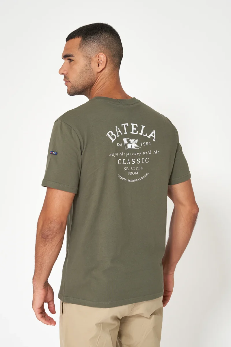 Camiseta de algodón con logo en la espalda – Image 5