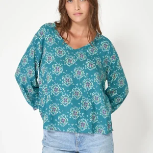 Blusa en viscosa Ecovero estampada manga larga
