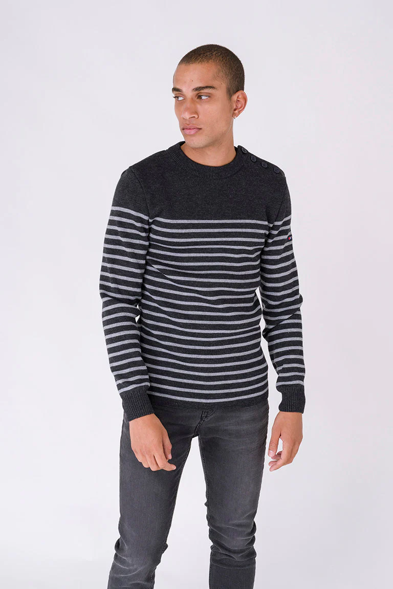 Jersey de lana cuello redondo y botones – Image 9