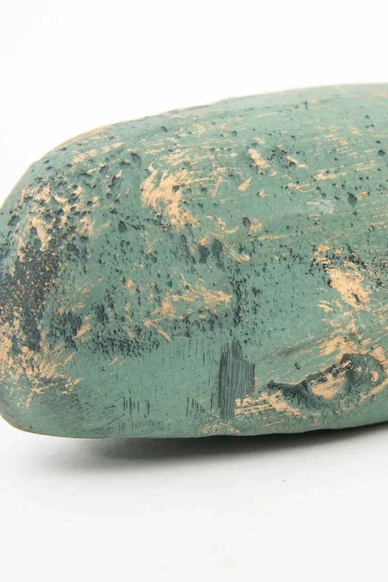 Abrebotellas con forma de ballena metal envejecido – Image 4