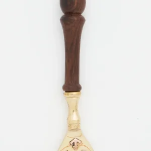 Abrebotellas en metal y madera con ancla