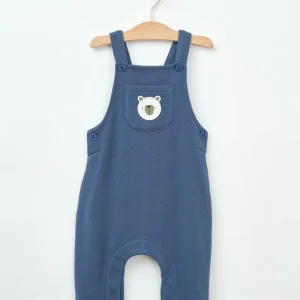 Peto bebé osito en pecho