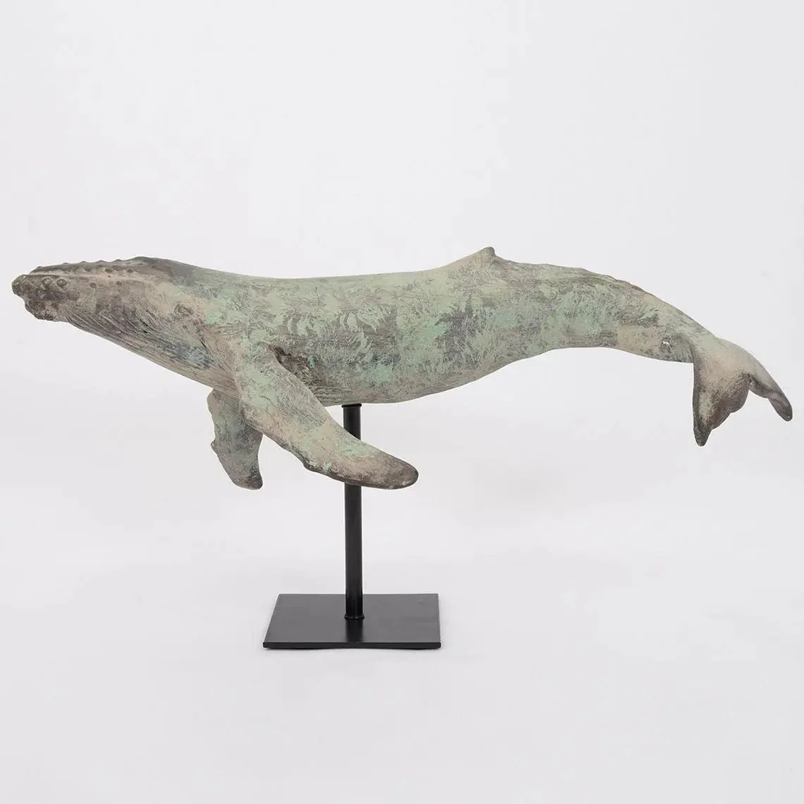 Ballena en resina con base - D1842 – Image 4