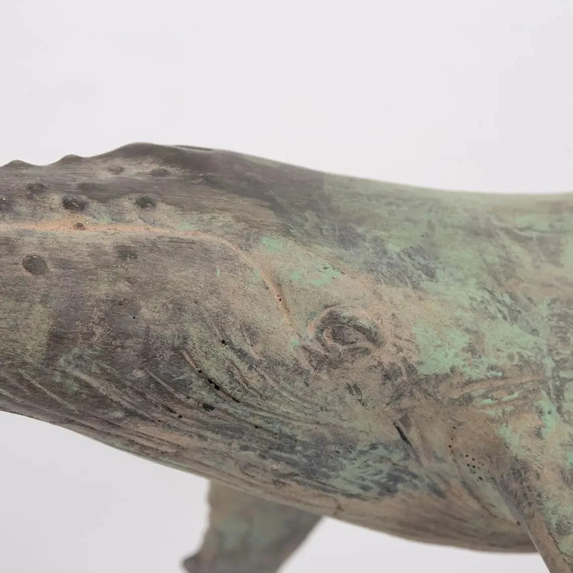 Ballena en resina con base - D1842 – Image 5