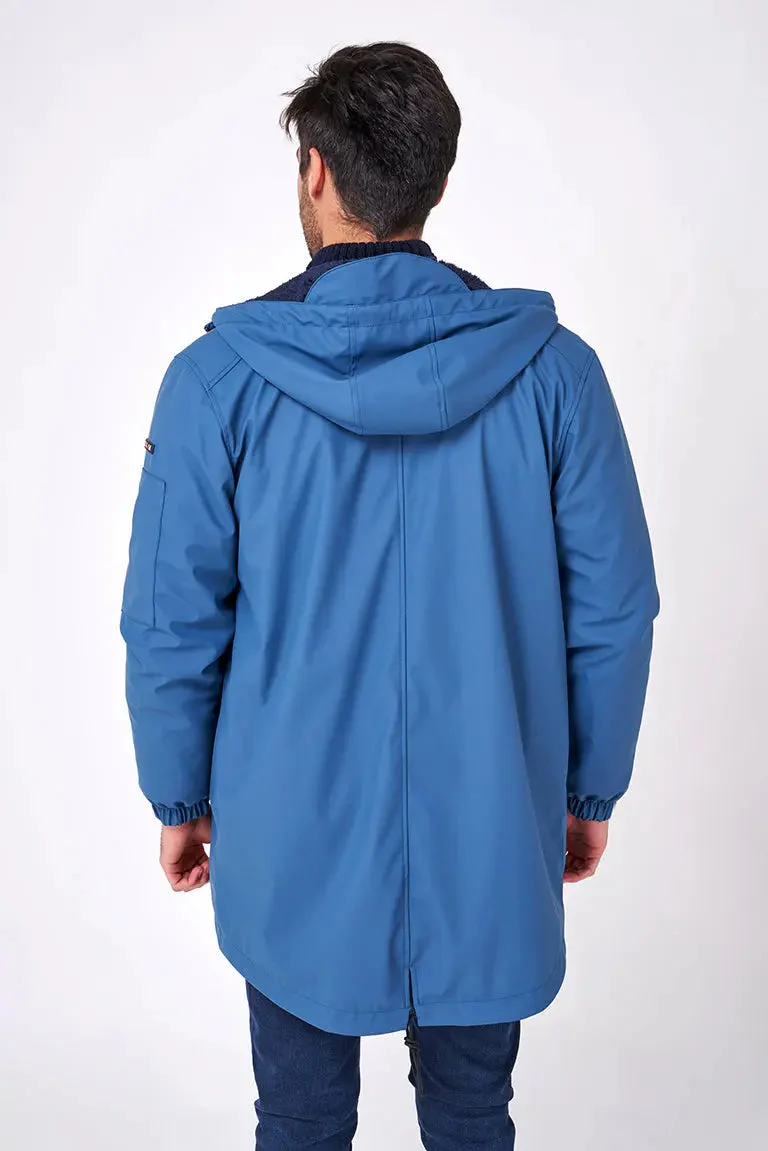 Chubasquero o impermeable en poliuretano con forro interior de pelo – Image 3