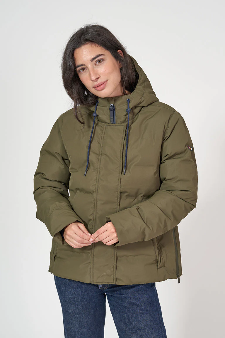 Chubasquero impermeable puffy con capucha – Image 4