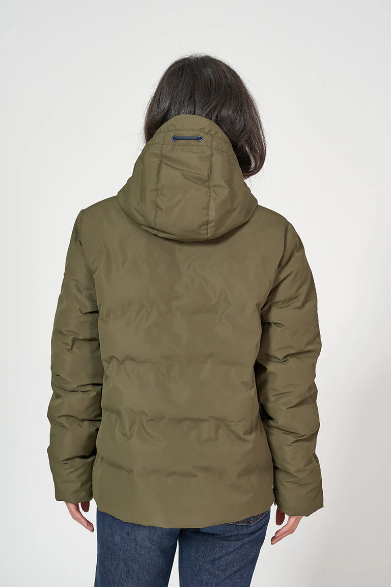 Chubasquero impermeable puffy con capucha – Image 6
