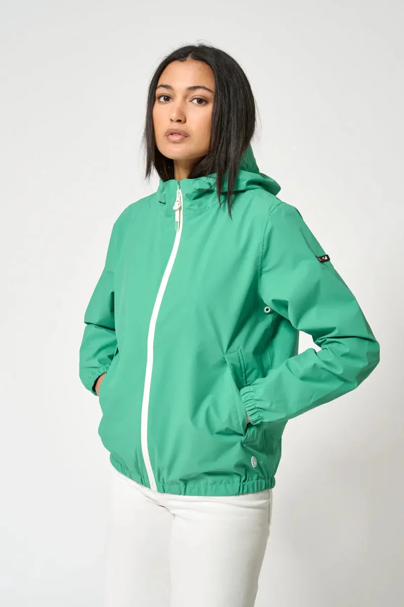 Chaqueta corta técnica 100% impermeable packable – Image 2