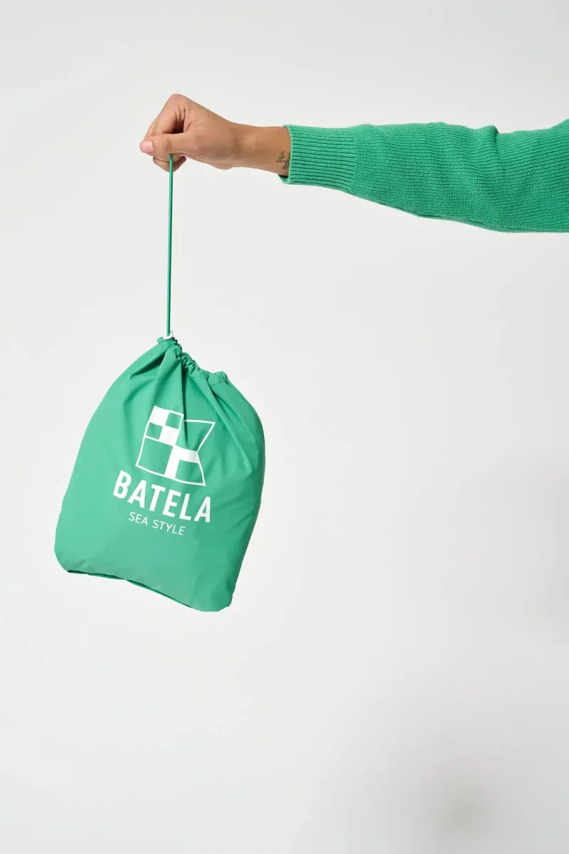 Chaqueta corta técnica 100% impermeable packable – Image 8