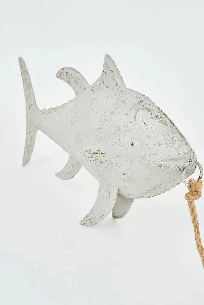 Colgante de hojalata con forma de pez – Image 3