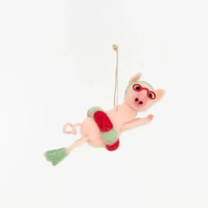 Colgante en fieltro cerdita nadadora