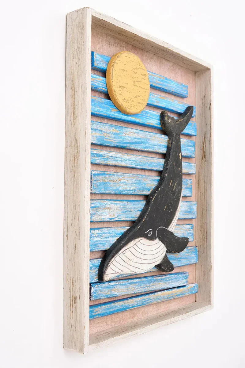 Cuadro de madera con ballena – Image 5