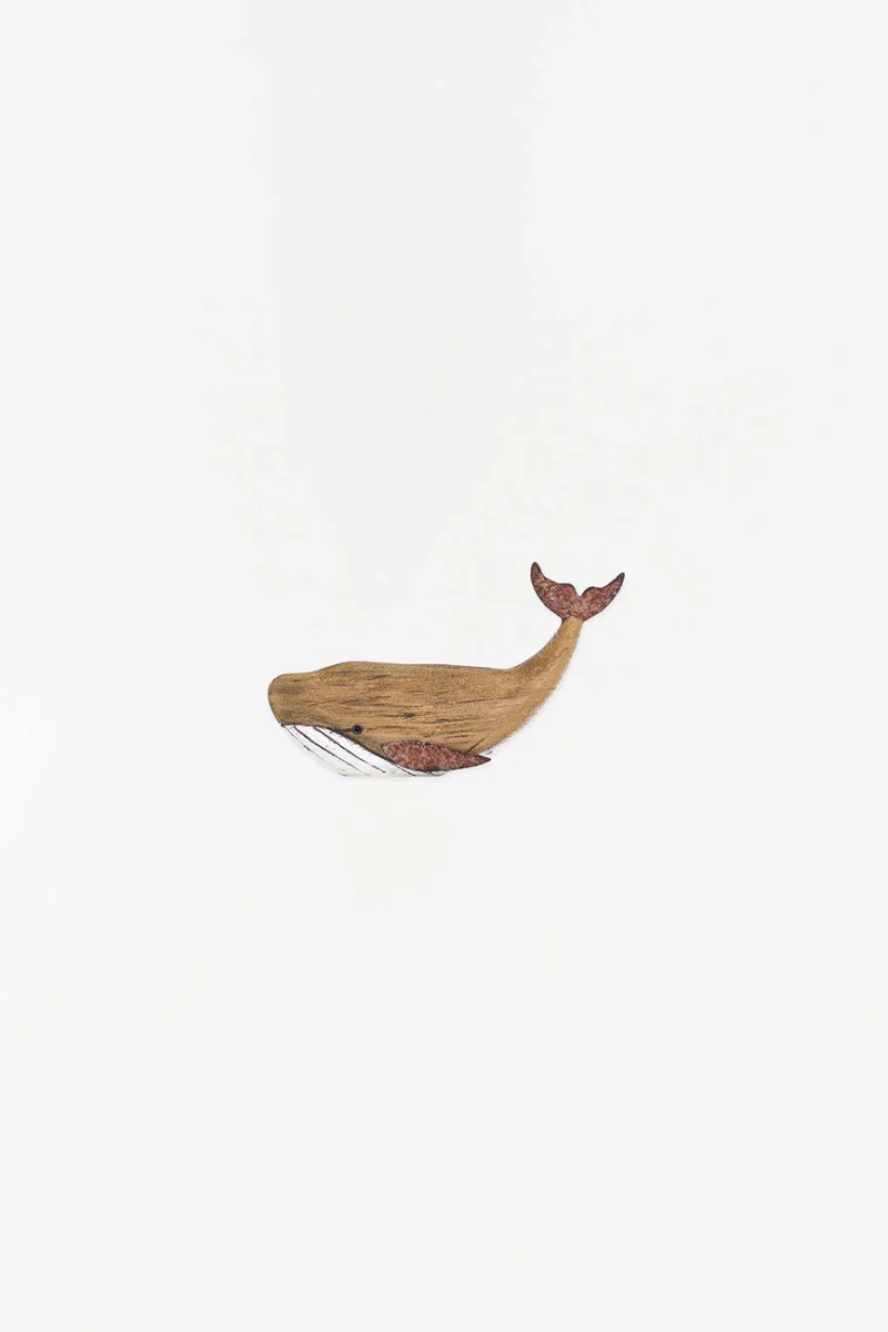 Pequeña ballena de madera con toque envejecido – Image 7