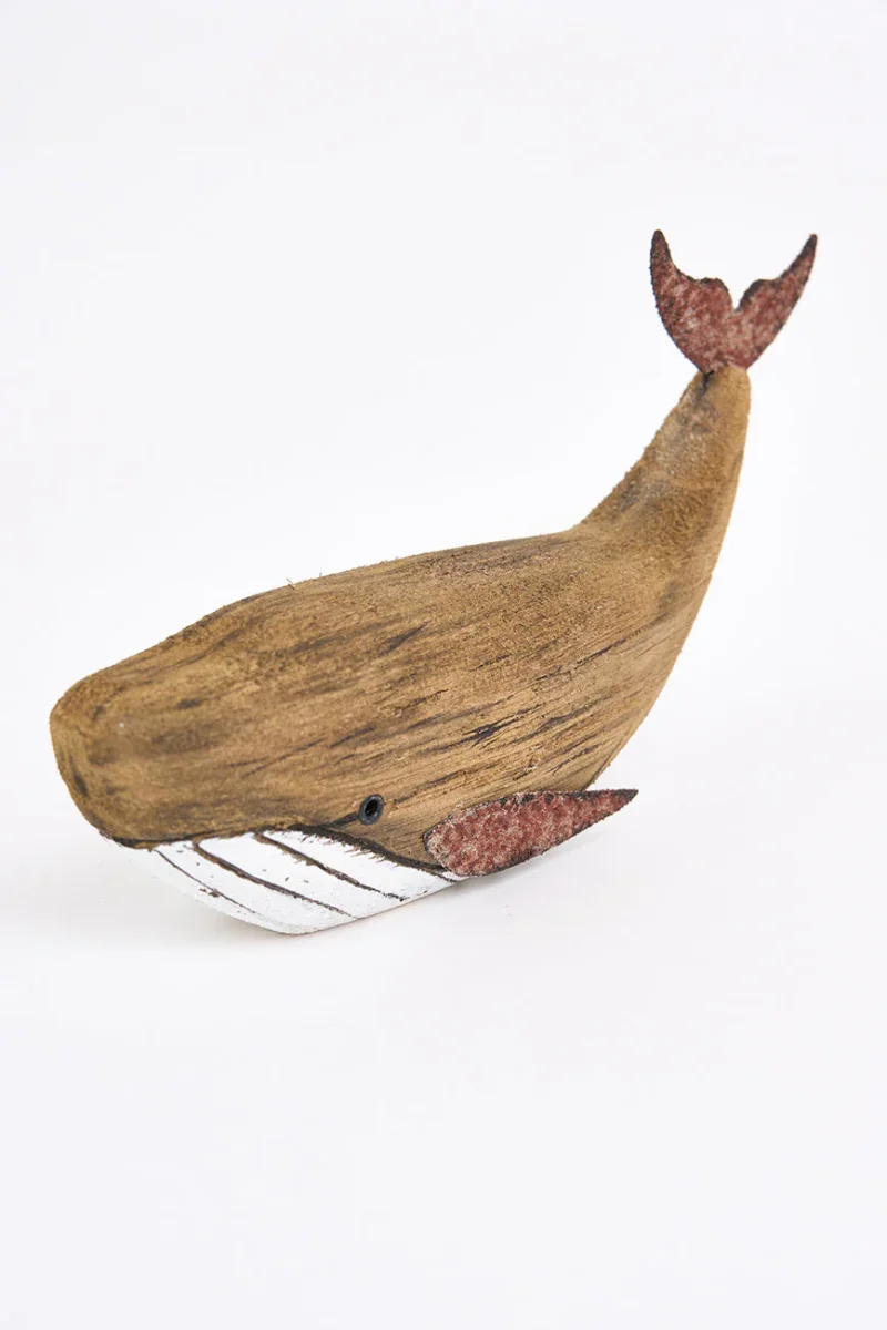 Pequeña ballena de madera con toque envejecido – Image 5