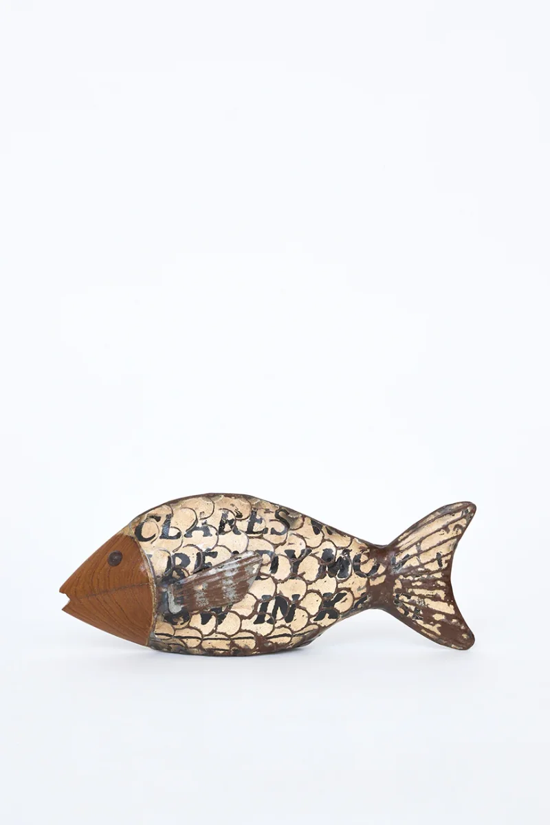 Pez decorativo envejecido de metal reciclado – Image 3