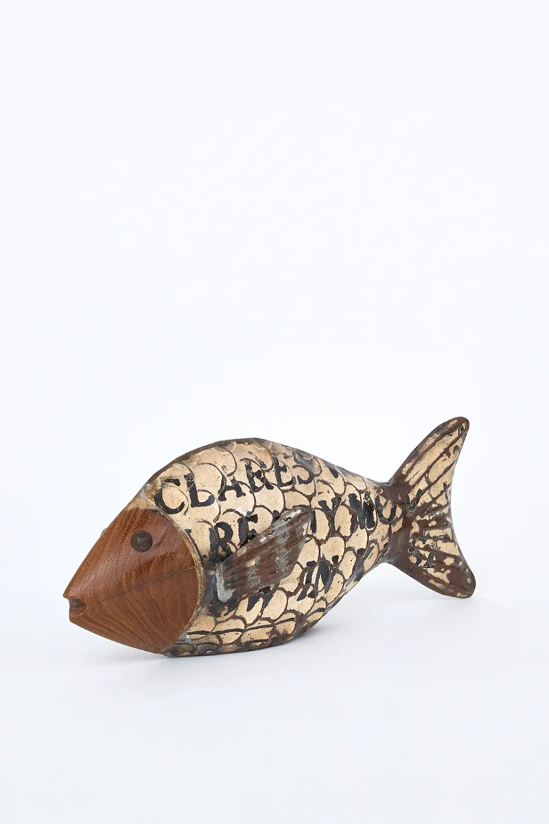 Pez decorativo envejecido de metal reciclado – Image 5