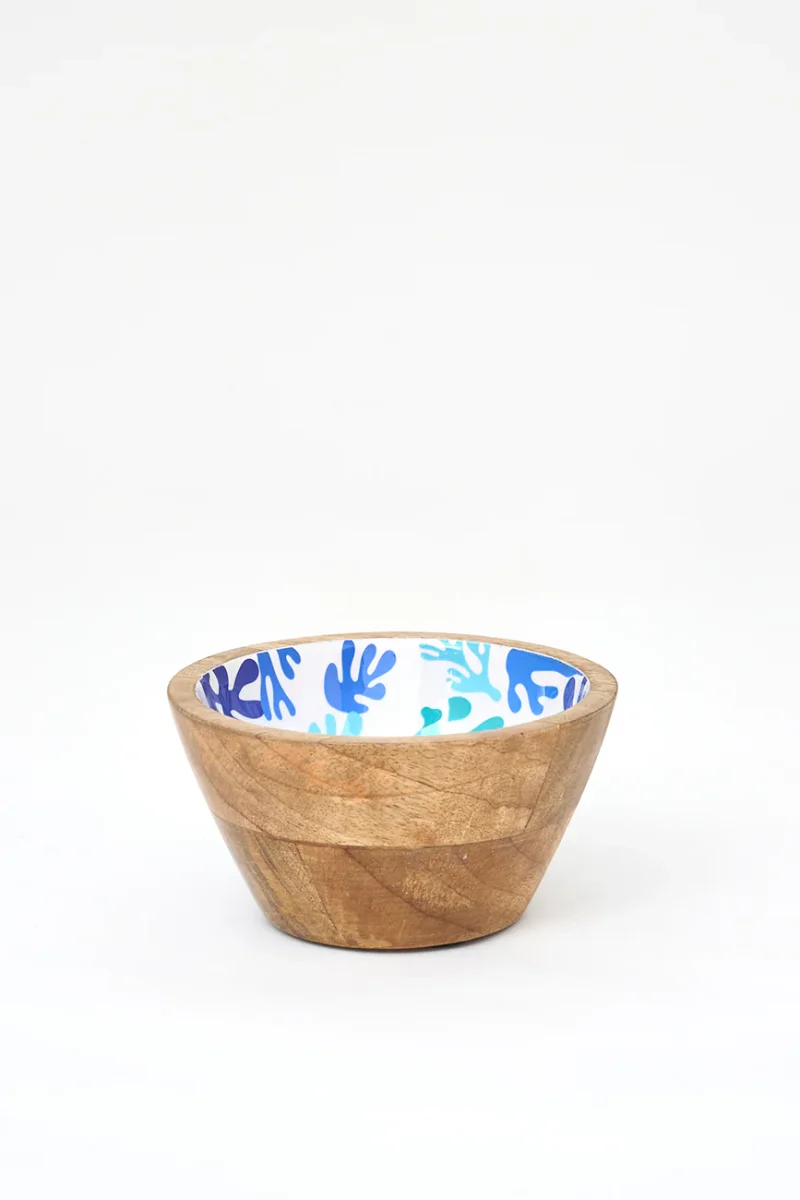 Bol pequeño de madera con un coral pintado en el interior – Image 3
