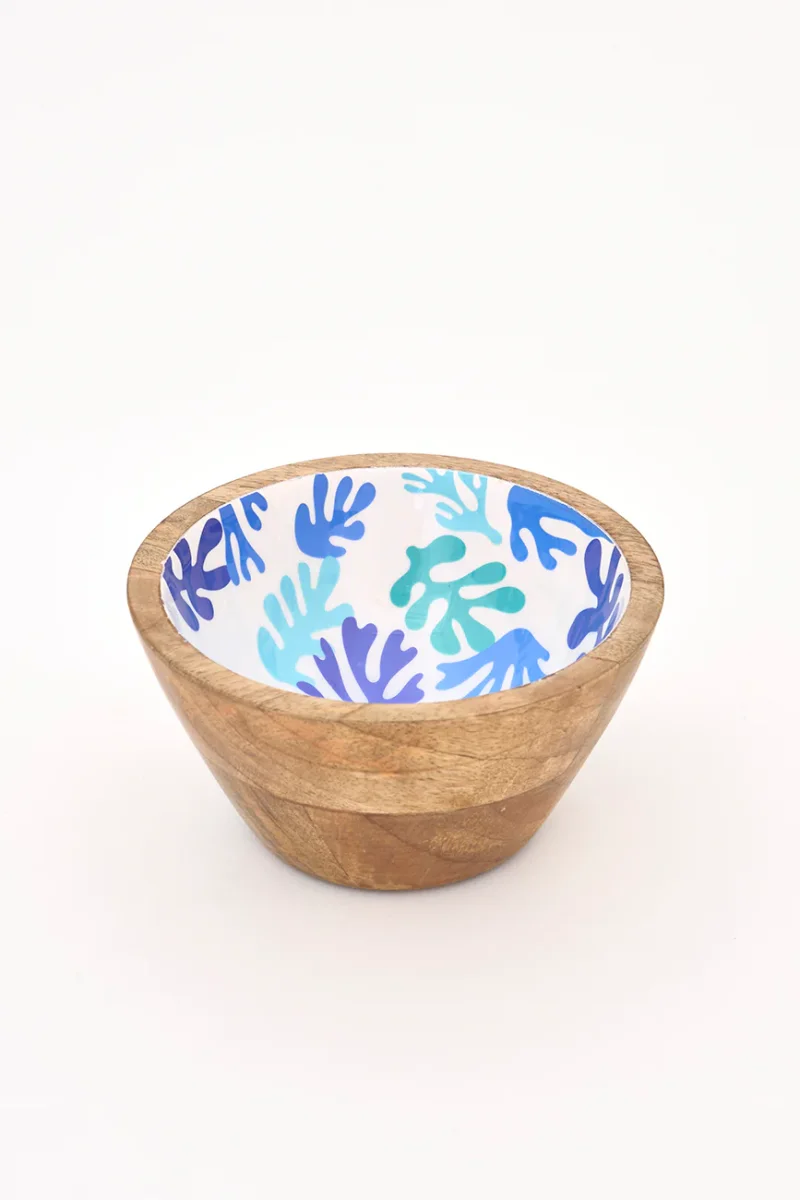 Bol pequeño de madera con un coral pintado en el interior – Image 4