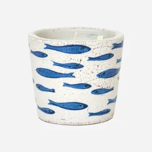 Vela en vasija de terracota con peces pintados