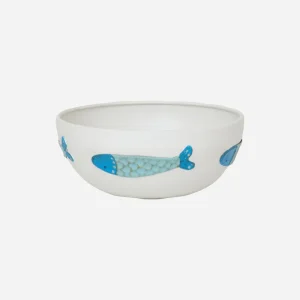 Bol blanco de hojalata con peces en relieve