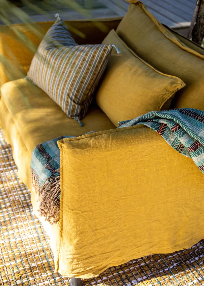 Loveseat Holi – Image 5