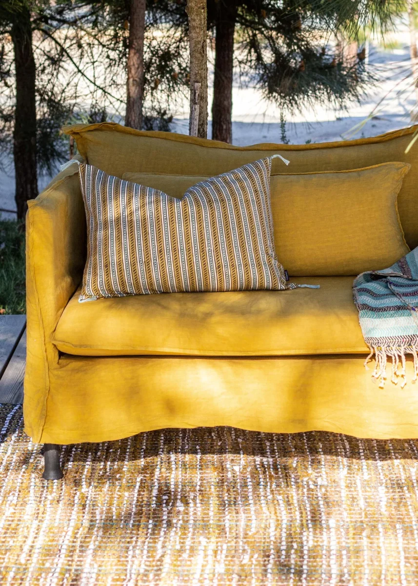 Loveseat Holi – Image 4