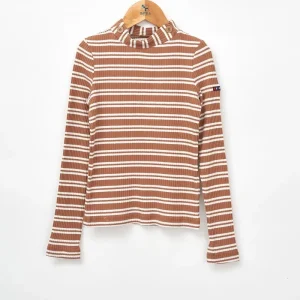 Camiseta a rayas en canalé