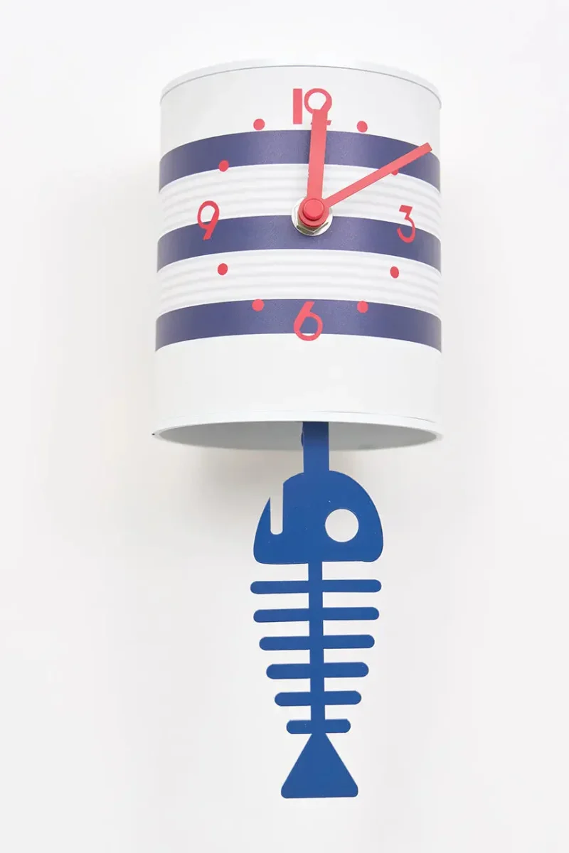 Pequeño reloj bote de conservas a rayas – Image 4