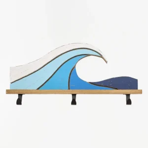 Perchero ola de mar con 3 colgantes metálicos