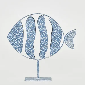 Pez de hojalata con base azul