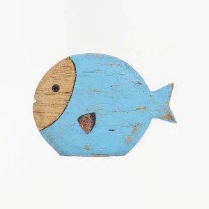 Pez de madera pintado en turquesa