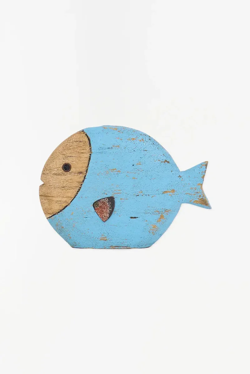 Pez de madera pintado en turquesa