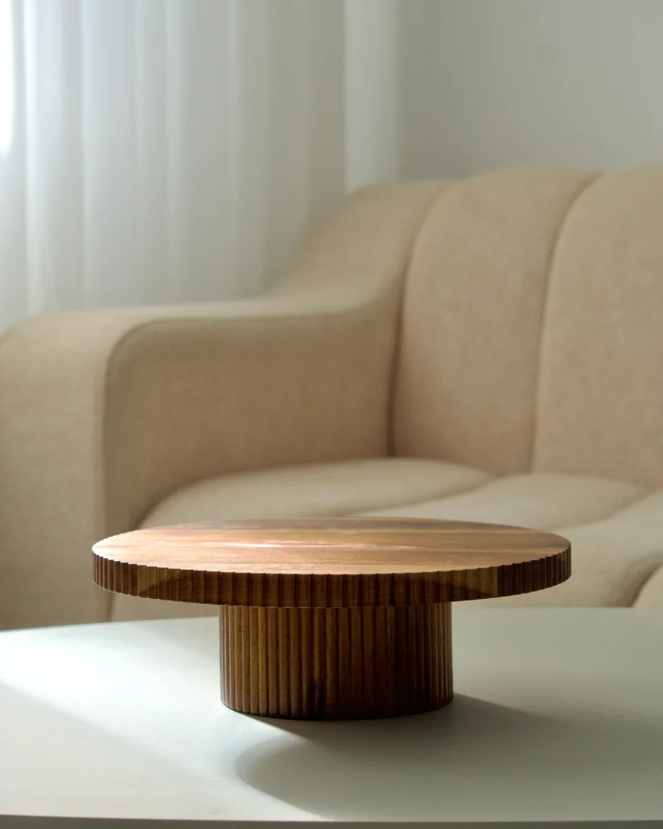 PLAT A TARTE A RAYURES EN BOIS D'ACACIA 30CM – Image 6