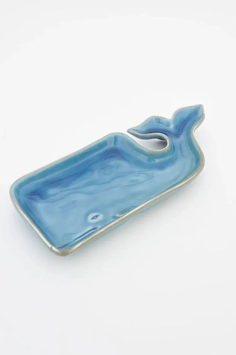 Plato en porcelana forma de ballena azul – Image 5