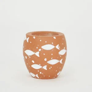 Portavelas de cemento con peces