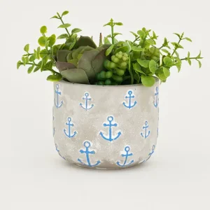 Tiesto de cemento con anclas