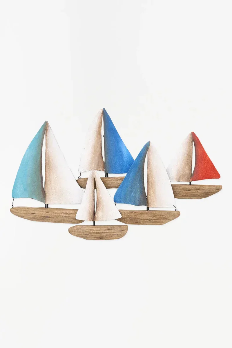 Veleros de madera y metal en colores para pared