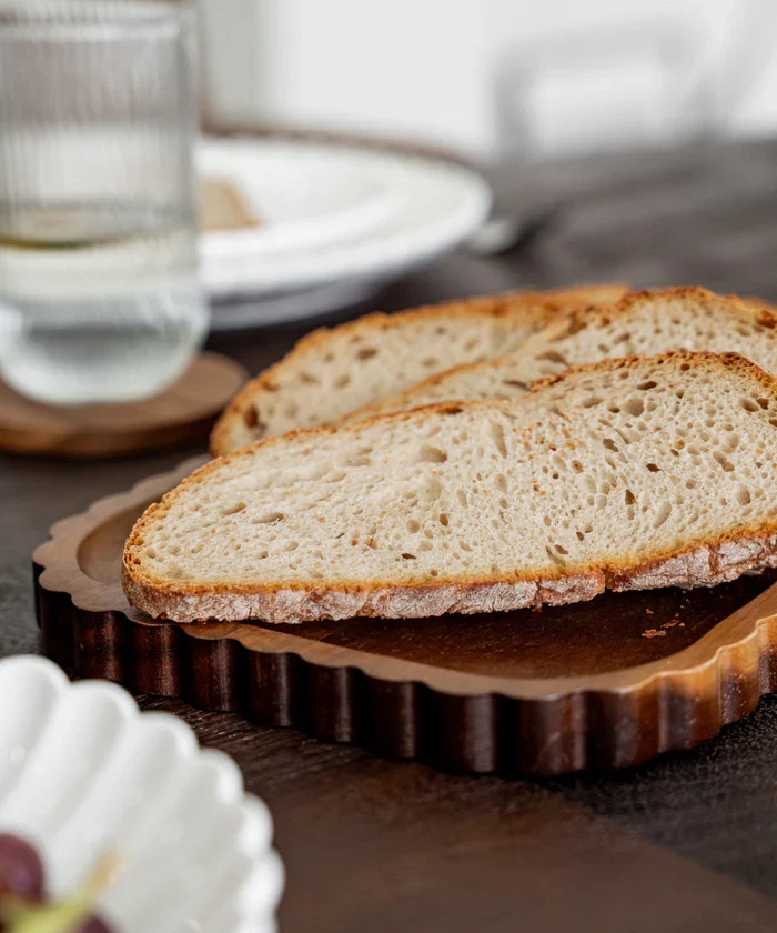 PLATEAU A BORD ONDULÉ EN BOIS D'ACACIA 39X25CM – Image 6