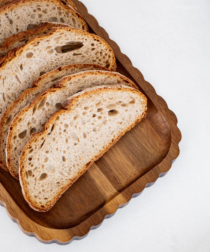 PLATEAU A BORD ONDULÉ EN BOIS D'ACACIA 39X25CM – Image 5