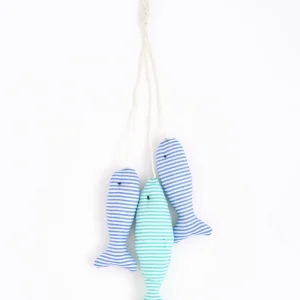 Ristra de peces de algodón