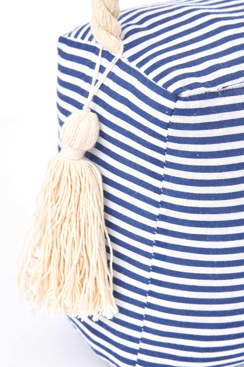 Tope de puerta a rayas con asa de cuerda – Image 3