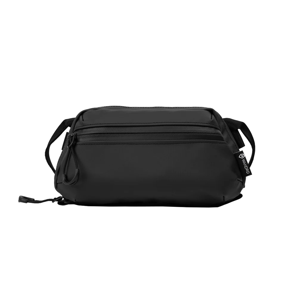 Wandrd Tech Bag Medium 2L